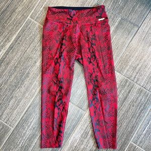 Birdiebee size L red viper leggings
